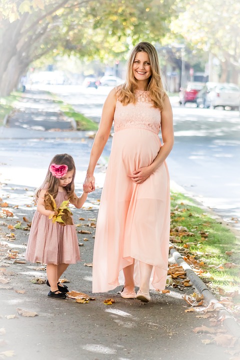 Bumpin’ in Style: How to Rock Pregnancy Fashion Like a Pro